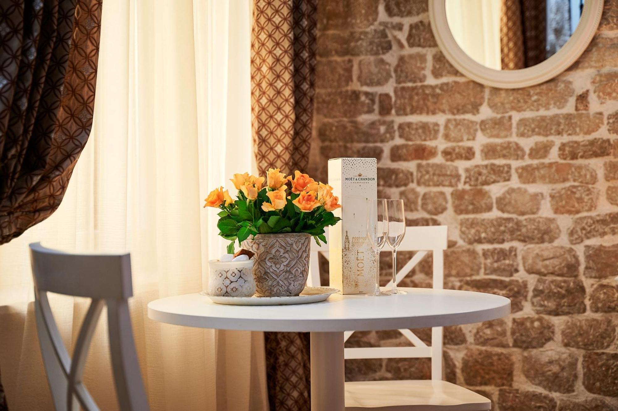 Rustic Apartments Sv Frane In The Old Town Sibenik Ngoại thất bức ảnh