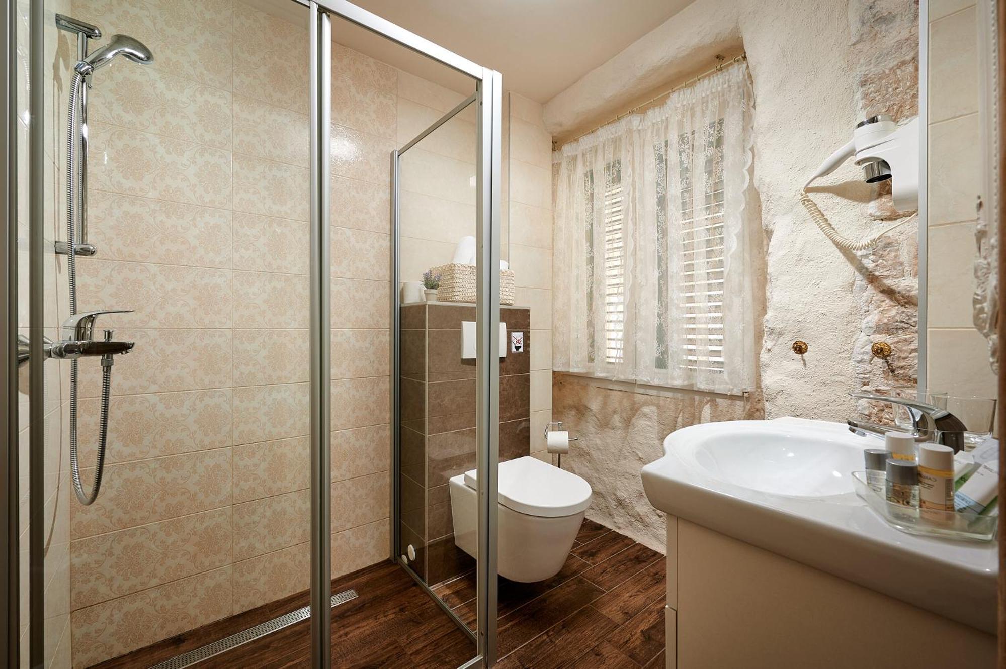 Rustic Apartments Sv Frane In The Old Town Sibenik Ngoại thất bức ảnh